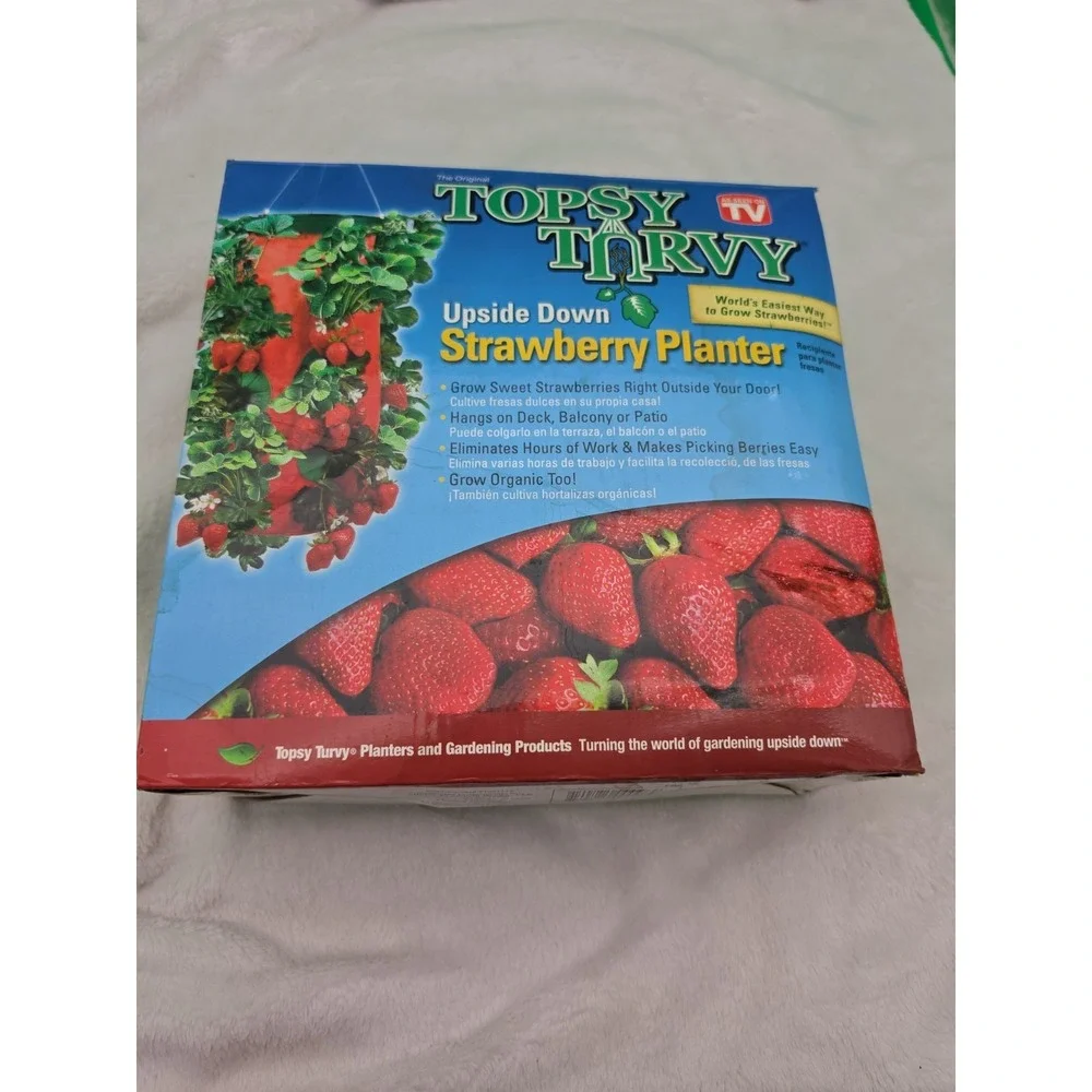 Topsy Turvy ~ Upside Down Strawberry‎ Planter